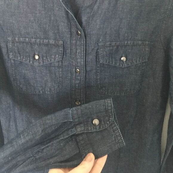 Banana Republic Denim Button Up. - Picture 2 of 4